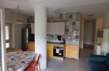 Appartamento panoramico in centro - Affitti Brevi Italia - Foto 7