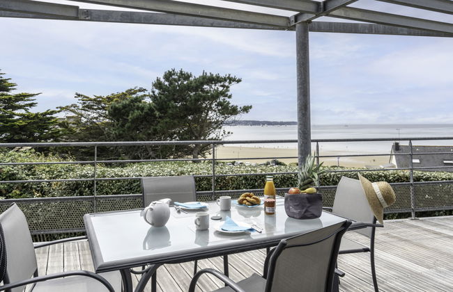 3 bedroom House in Plonévez-Porzay with garden and terrace - Photo 27