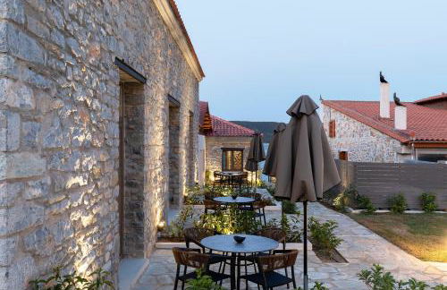 Lichnos Luxury Suites - Photo 53