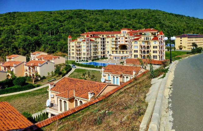 Menada Negresco Apartments - Photo 31