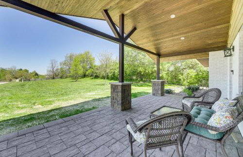 Dry Ridge Farmhouse with Hot Tub and Game Room! - Foto 33