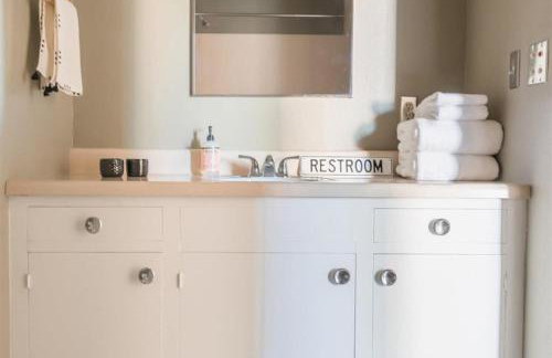 Pool and Mtn View! Designer Borrego Springs Hideaway - Foto 19