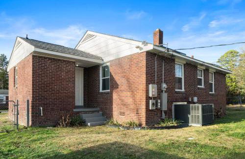 Hangout by firepit near USC with PET - Foto 5