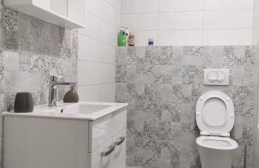 CITY CENTER PEARL #new#free reserved parking in garage elevator direct access#business and pleasure#city view&balcony&sunny&cafes&markets&tram#city center#working room#2 toliets#2 bedrooms - Photo 69