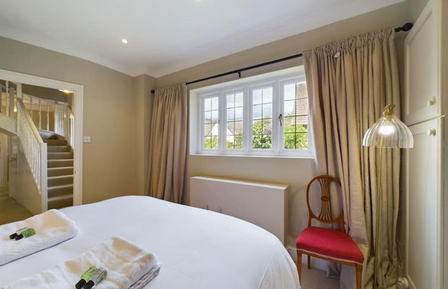 The Fosse Way Cottage - Breathtaking 5bdr Cottage With Parking Garden - Photo 28