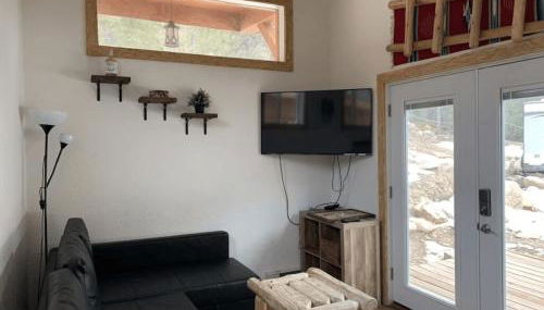 Native Spirit Cabin at Base Camp - Foto 2