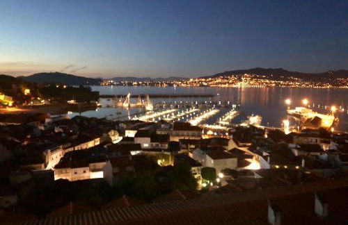 Estudio impresionantes vistas con terraza y piscina - Foto 14