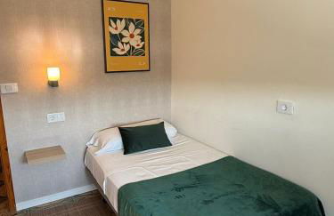 Casa Grande do Costureiro-Para Grupos en Portomarín con Terraza y Vistas - Foto 4