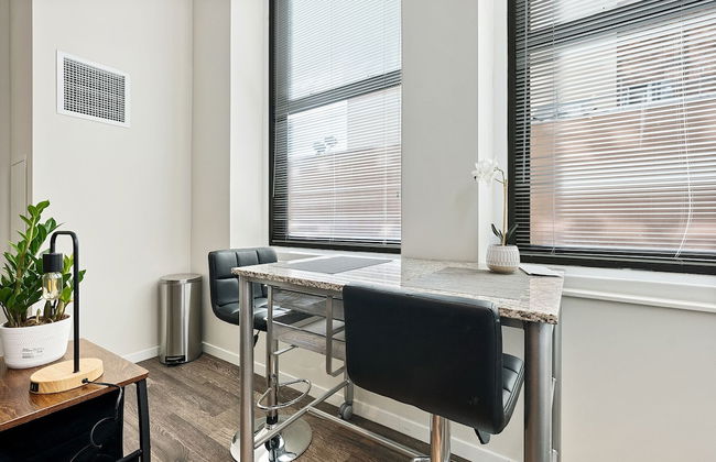 Cincinnati City Club Apartments by Airriva - Photo 28