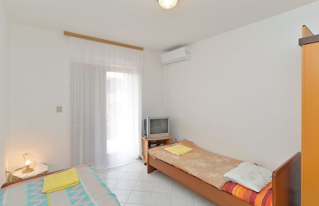 Apartment Josip 828 - Photo 18