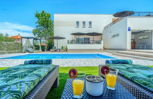 Luxury villa with a swimming pool Dicmo, Zagora - 23249 - Foto 8