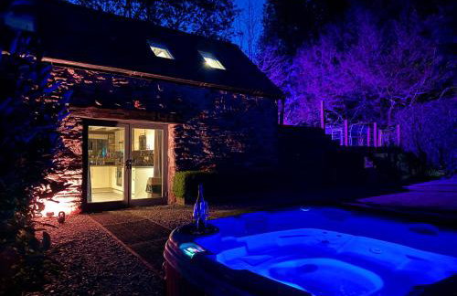 Sunridge Fishing Lodge with Hot Tub & Giant Cinema - Foto 38