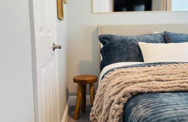 3BR Oasis DT ORL, Full Kitchen & Fenced Yard! - Foto 2