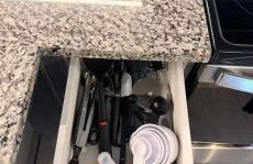 Cozy Luxury Modern Apartment movie couches - Foto 10