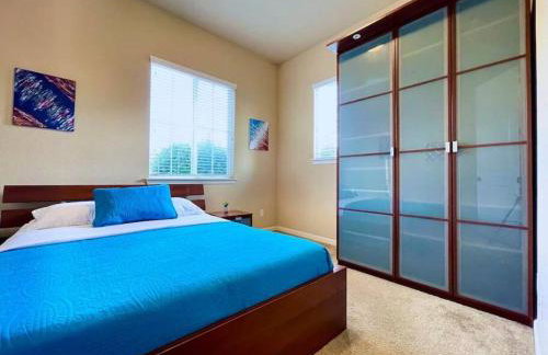 One Story Pet & Family Friendly Fireplace - Foto 22