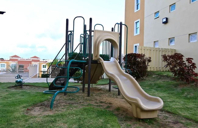 608 Ocean & Marina Views 3 Bed 2 Bath - Photo 35