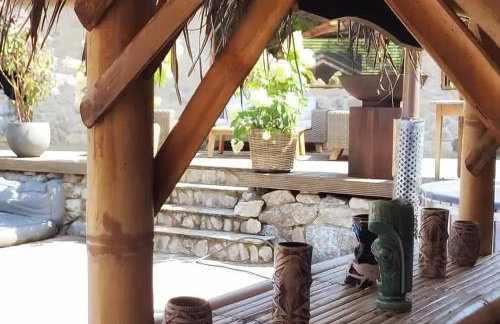 stylische Alpenlounge mit Pool, Blockhaus-Sauna und Jacuzzi für bis zu 12 Personen - Foto 19