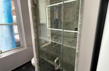 Downtown 3BR duplex full kitchen parking off i-787 - Foto 27