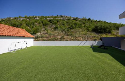 Awesome Home In Prgomet With Wifi - Foto 19