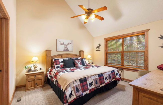 Simons Treetop Cabin 2 BDR in Popular Resort! - Photo 6