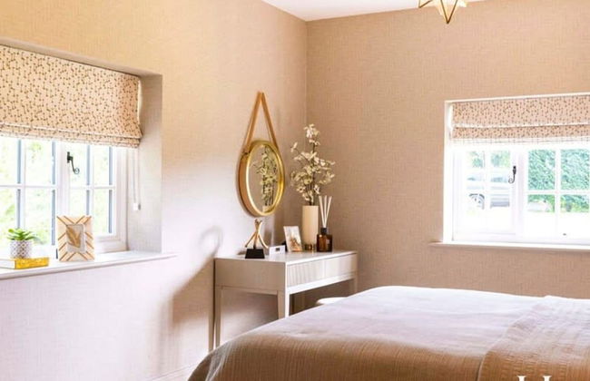 Luxurious 4 Bedroom Vineyard Villa Stanlake Park - Foto 28