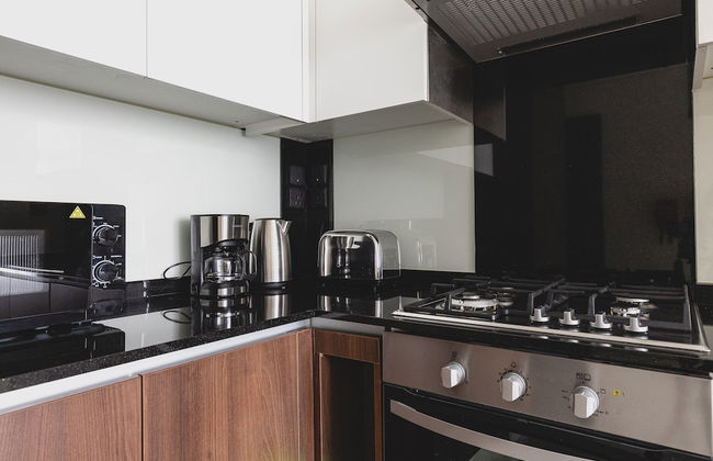 GLOBALSTAY. J One Tower Apartments - Photo 64