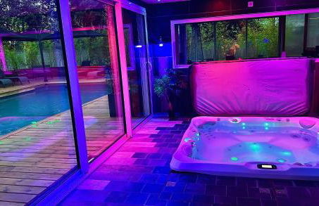 Lincontournable - Jaccuzi-Piscine-Sauna-Hammam - Foto 1