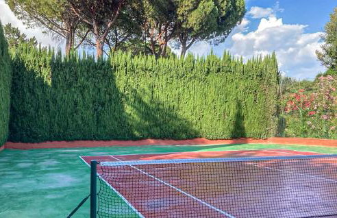 4 Bedroom Cozy Home In Montopoli Di Sabina Ri - Photo 2