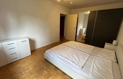 2-room apartment with balcony within walking distance of the bridge - Foto 7