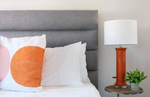 Luxury 3BR Condo Near Americana and Galleria - Foto 17