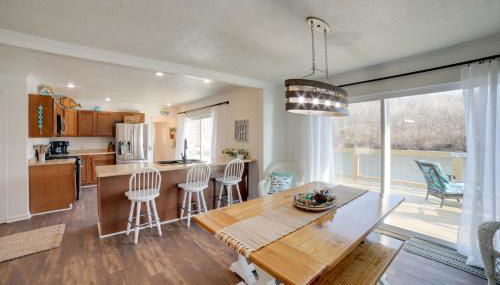 Charming Riverfront Retreat in Monticello! - Foto 2