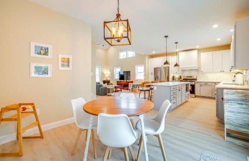 Steps to Sand Villas Beach House with Decks! - Foto 7