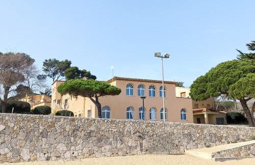 Apartamento con jardín a 11 metros de la playa. CG. - Foto 44