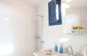 Lioyerma Windmill Villa With Outdoor Hot Tub - Photo 23