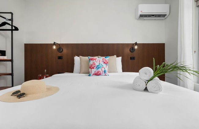 Brand NEW 3br2ba w Private Pool Amazing Location - Foto 12