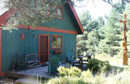 Bavarian-Style Chalet Rental with Adirondack Mountain Views in Indian Lake, New York - Foto 17