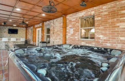 Grand 5BR 2 5B Villa with Pool & Hot Tub - Foto 7