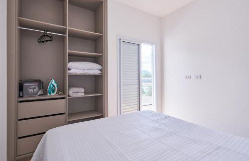 2 QUARTOS com Churrasqueira na Varanda, Piscina, Garagem interna, WiFi 500mbps, Ar Condicionado e Telas de Proteção - Foto 20