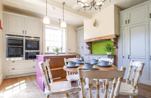 Solton Manor - Photo 12