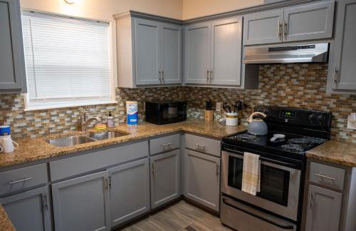 Fabulous King Size Bed in a Gated Neighborhood! - Foto 10