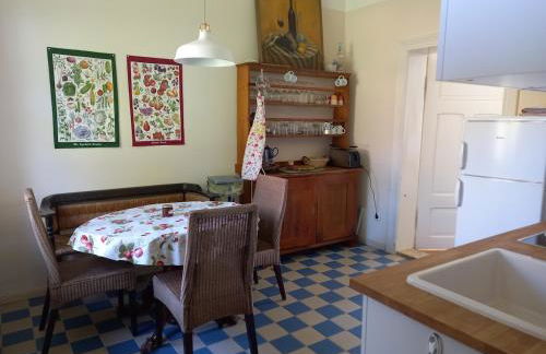 Charming flat with wood stove on a large farm - Foto 19