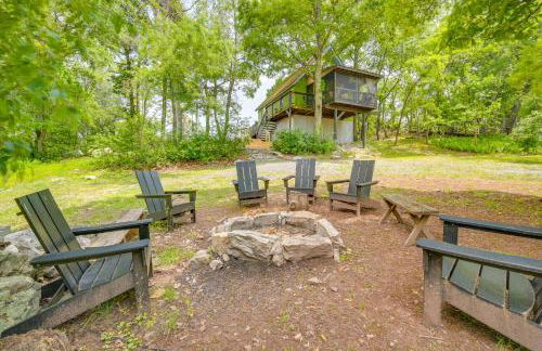 Great Cacapon Cabin with Mountain Views - Photo 28