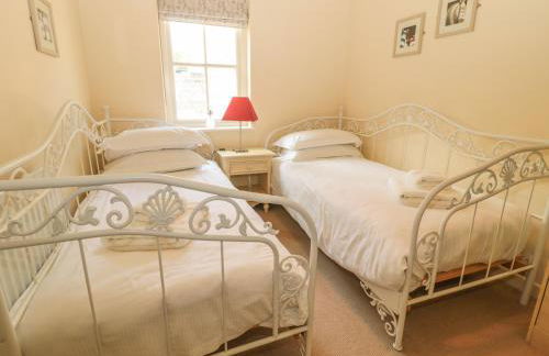 Nursery Cottage - Photo 26