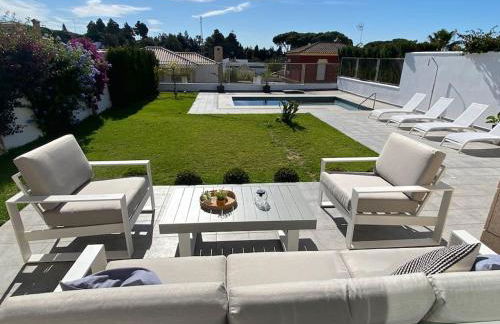 Exclusiva Villa Lujo con piscina privada by Chiclana Dreams - Foto 36