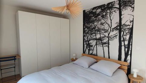 L'escapade suspendue - logement Le Cèdre Rouge, vue pinède et spa - Foto 4