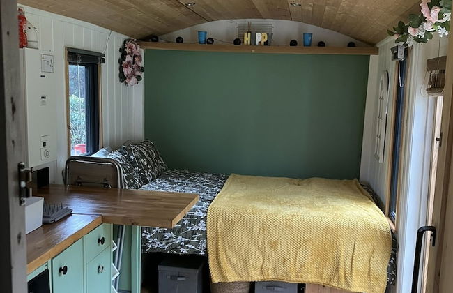 1 Bed Converted Railway Wagon Near Crickhowell - Foto 3