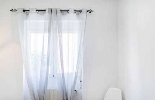 Pajaritos Suites junto a centro, estación de tren y plaza de toros - Photo 29