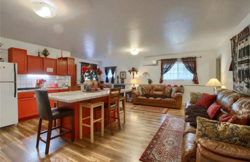 Beautiful Pet-Friendly Spacious Lodge near Yosemite & Lakes 12 Beds 6 BR up to 16 people - Foto 30