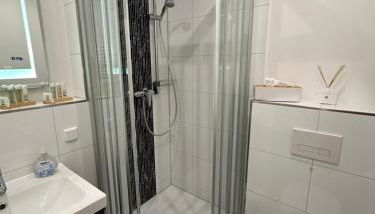 Auszeit Apartment Düsseldorf - Foto 3, Shower