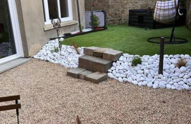 Beau Loft room proche mont saint Michel jaccuzi illimité en plein centre Avranches - Foto 11